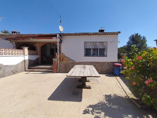 Imagen 4 Inmueble 261641 - Casa en venta en Esparreguera / Casa a tres vientos en la zona de Can Rial.