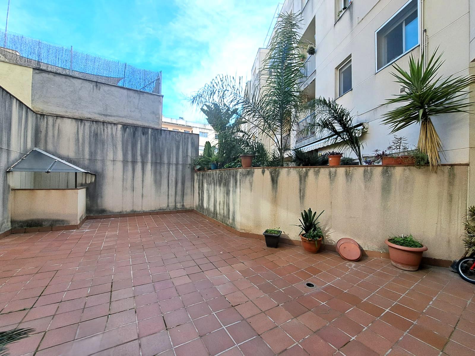 Imagen 38 Planta Baja en venta en Olesa De Montserrat / A prop de l´estació