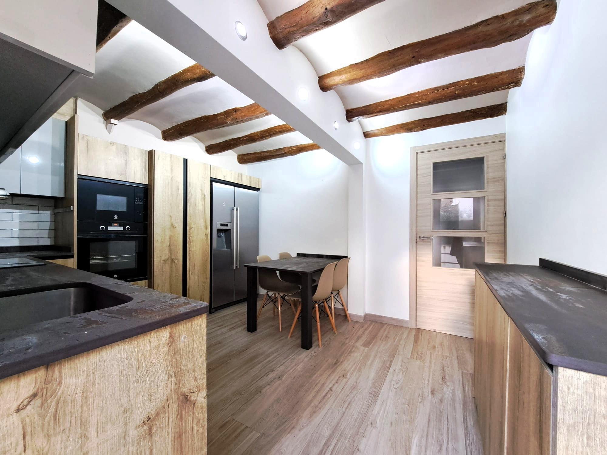 Imagen 9 Casa en venta en Olesa De Montserrat / Zona centre - Casc Antic