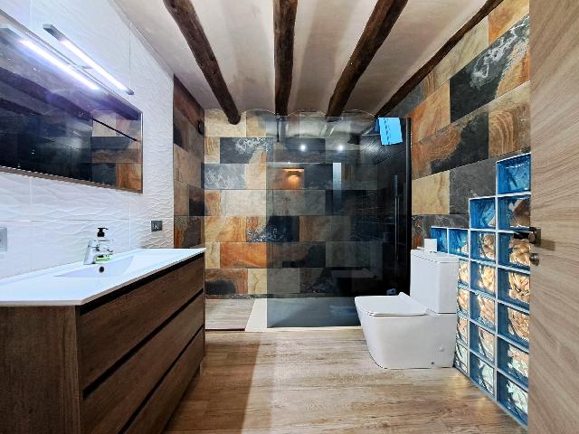 Imagen 14 Inmueble 290783 - Casa en venta en Olesa De Montserrat / Zona centre - Casc Antic