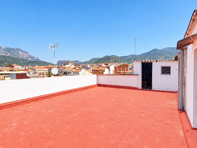 Imagen 1 Inmueble 291942 - Piso en venta en Olesa De Montserrat / Cerca de la Escola Josep Ferrà i Esteva