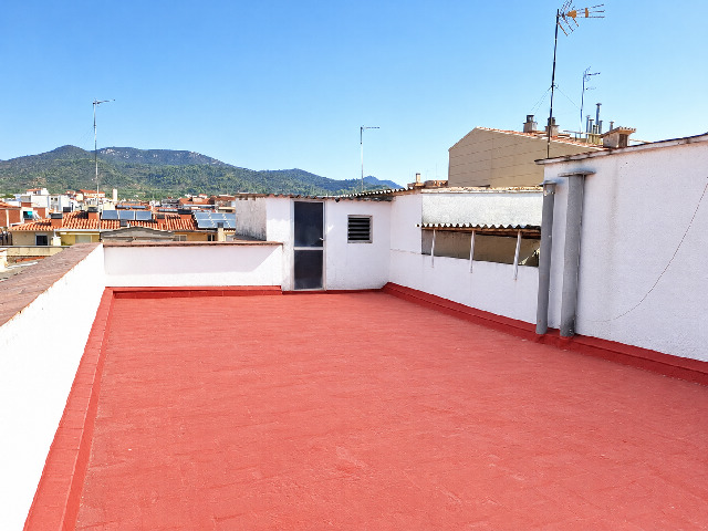 Imagen 2 Inmueble 291942 - Piso en venta en Olesa De Montserrat / Cerca de la Escola Josep Ferrà i Esteva