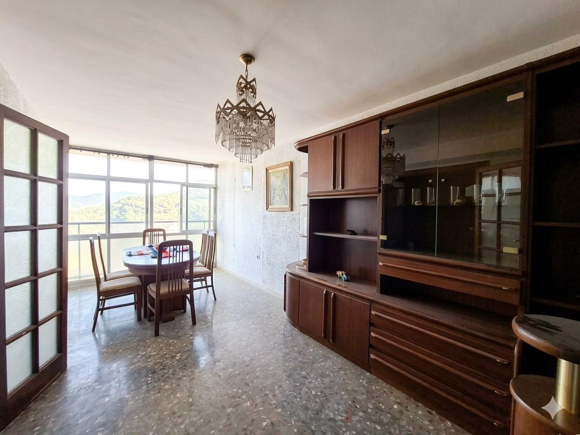Imagen 5 Piso en venta en Olesa De Montserrat / Cerca de la Escola Josep Ferrà i Esteva