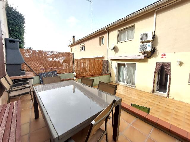 Imagen 20 Inmueble 296639 - Casa en venta en Olesa De Montserrat / Zona Les Planes