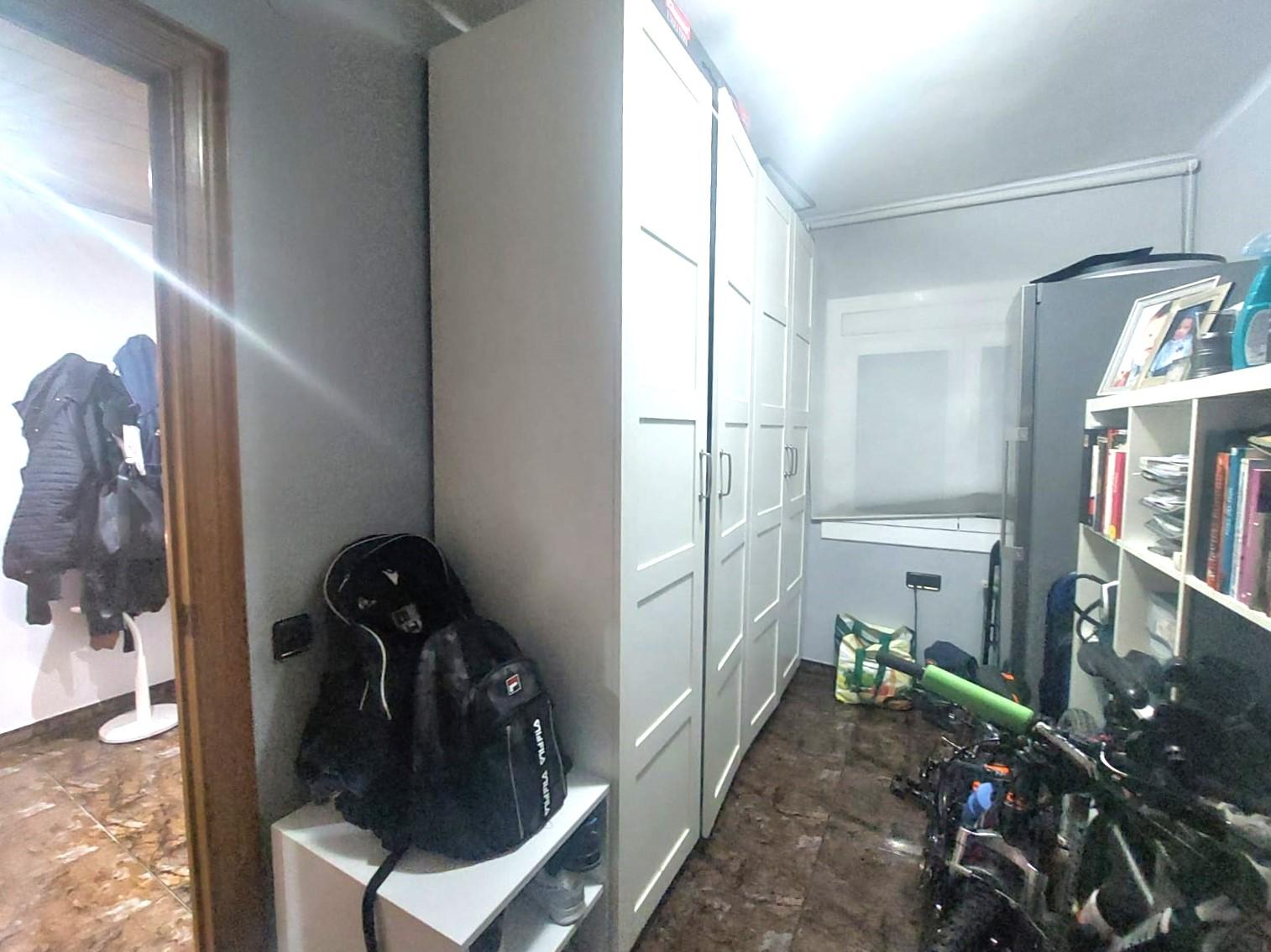 Imagen 10 Piso en venta en Esparreguera /  Barri      Font           