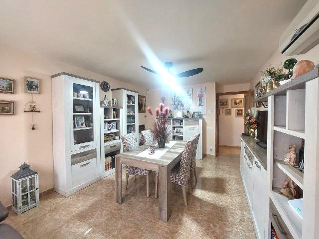 Imagen 1 Inmueble 297900 - Piso en venta en Olesa De Montserrat / Junto La Passió.