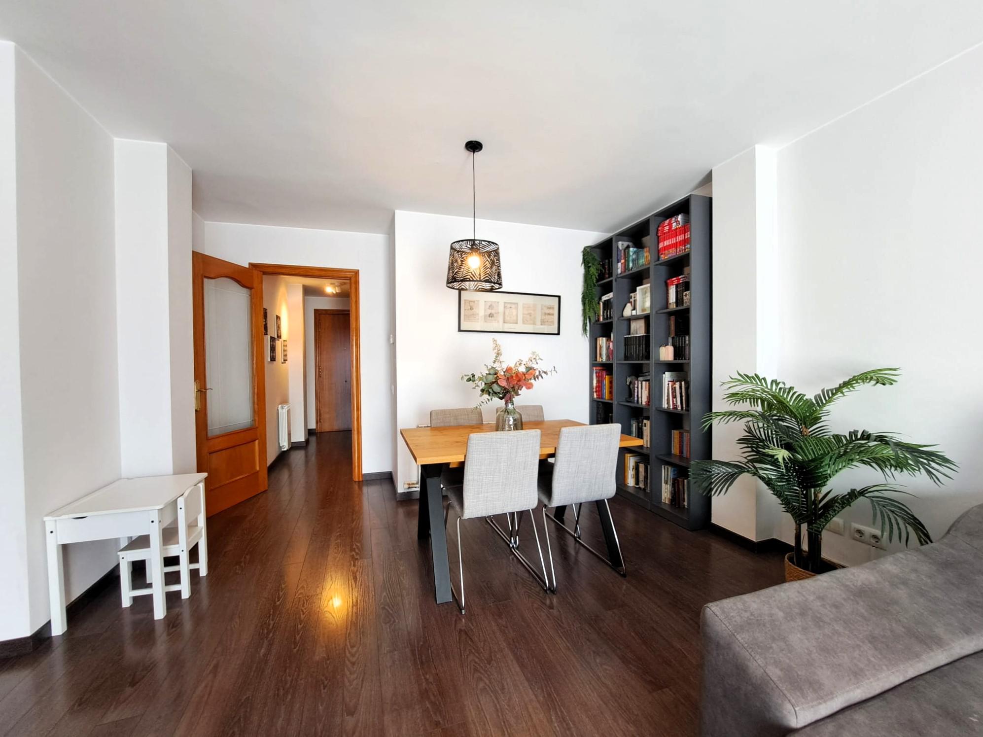 Imagen 6 Piso en venta en Olesa De Montserrat / Eixample junto estación