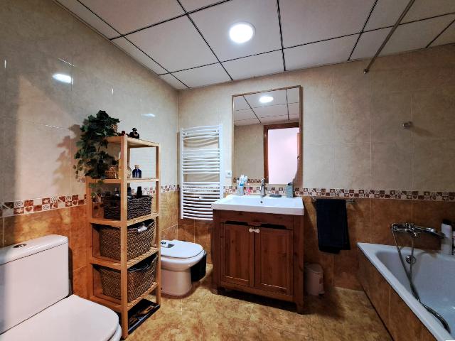 Imagen 18 Inmueble 299730 - Piso en venta en Olesa De Montserrat / Eixample junto estación