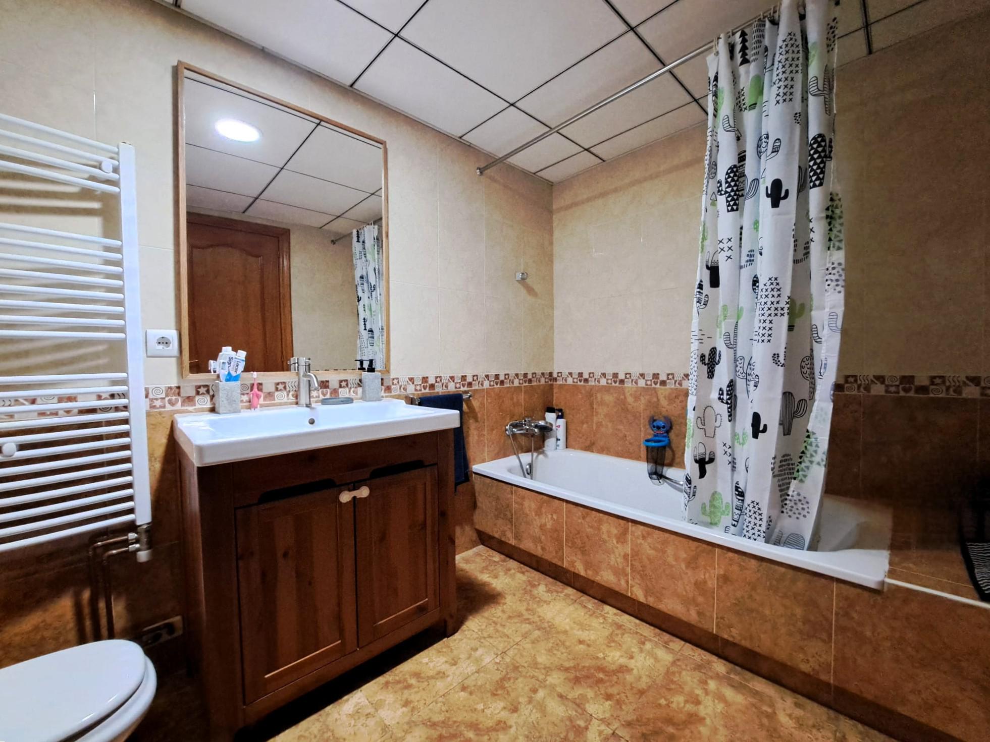 Imagen 17 Piso en venta en Olesa De Montserrat / Eixample junto estación