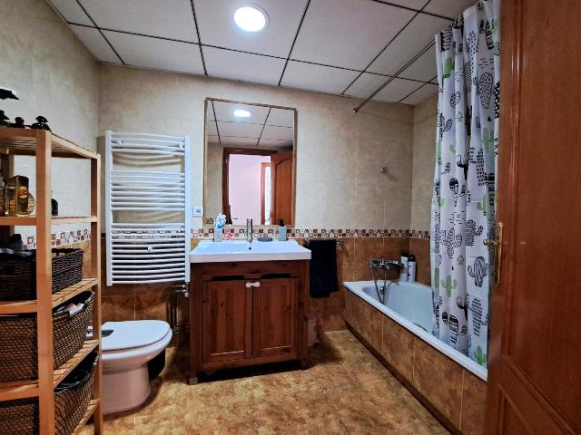 Imagen 19 Inmueble 299730 - Piso en venta en Olesa De Montserrat / Eixample junto estación