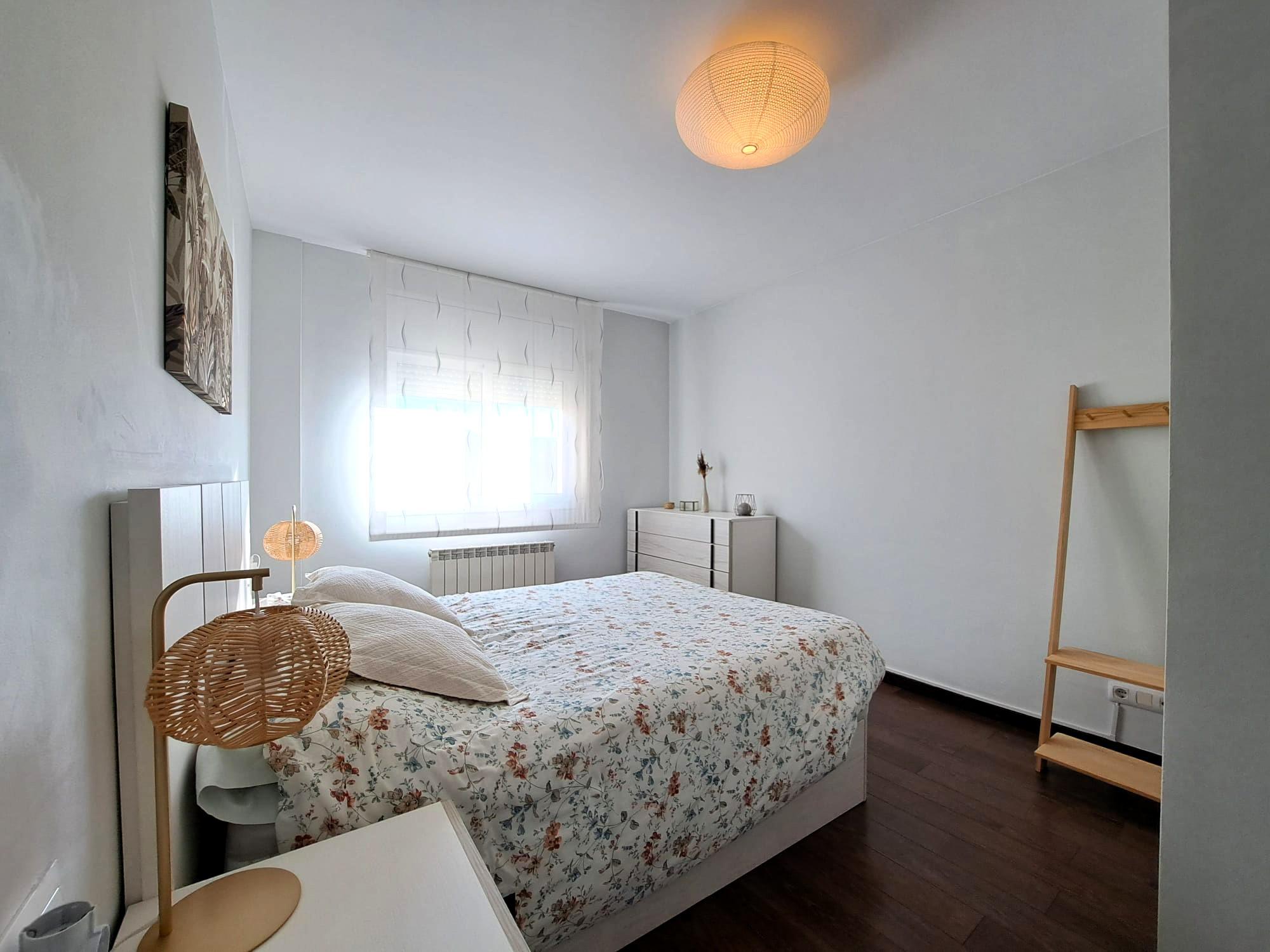 Imagen 26 Piso en venta en Olesa De Montserrat / Eixample junto estación