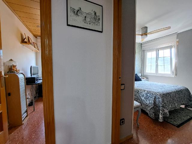 Imagen 21 Inmueble 299801 - Piso en venta en Martorell / Camí Fondo zona piscina