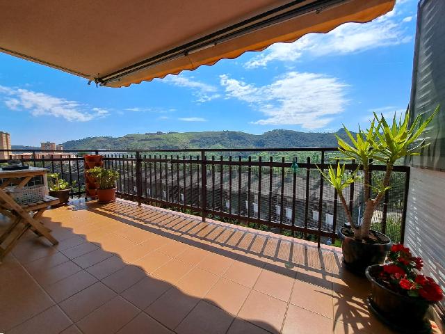 Imagen 1 Inmueble 299801 - Piso en venta en Martorell / Camí Fondo zona piscina