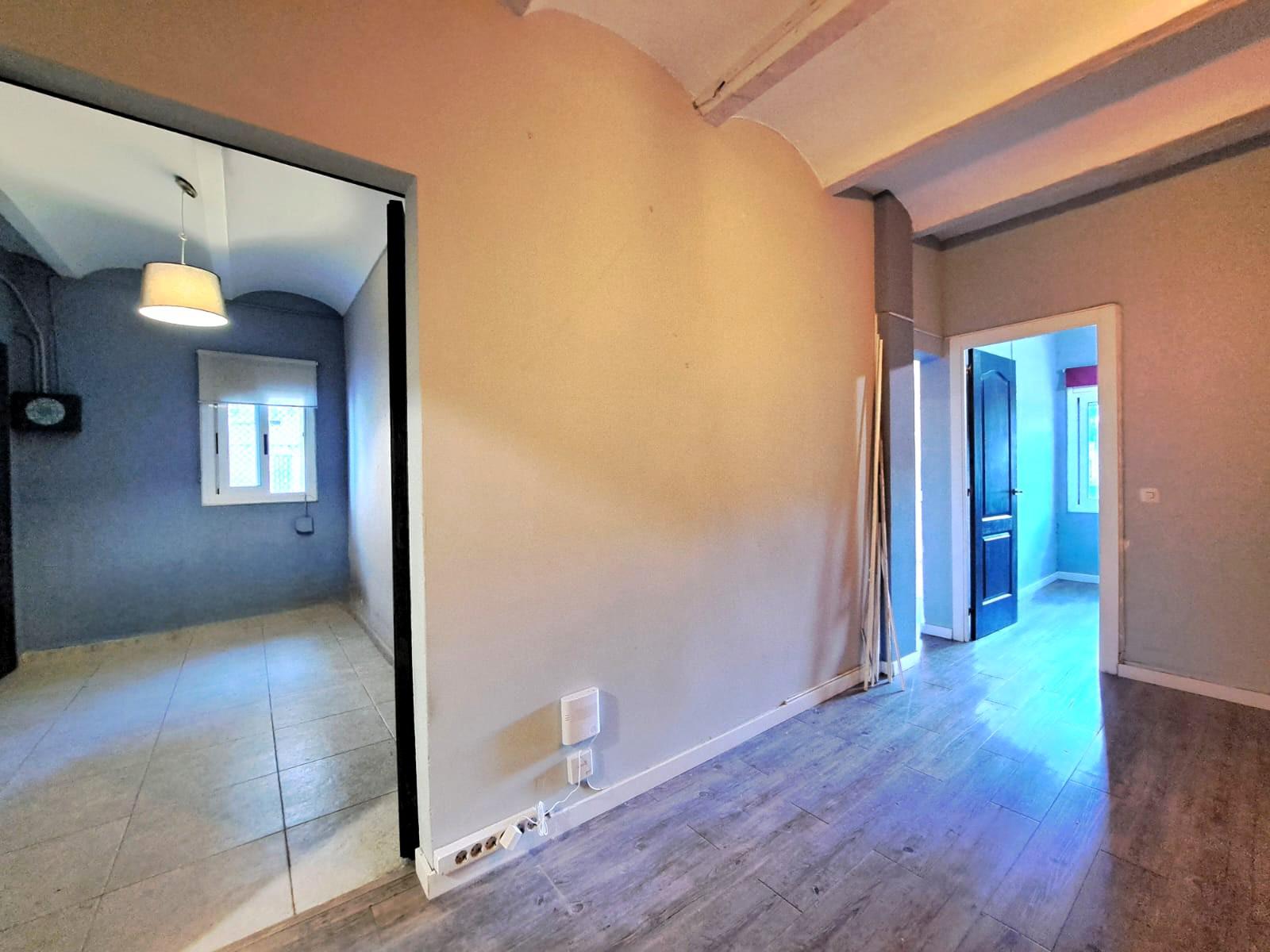 Imagen 2 Piso en venta en Monistrol De Montserrat / Junto Hostal la Barca