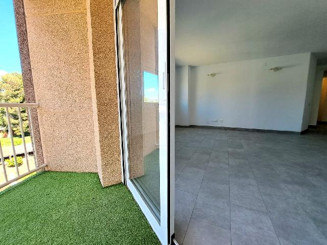 Imagen 1 Inmueble 300006 - Piso en venta en Abrera / Zona centre - Ajuntament
