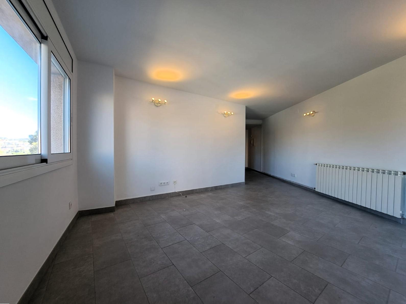 Imagen 3 Piso en venta en Abrera / Zona centre - Ajuntament