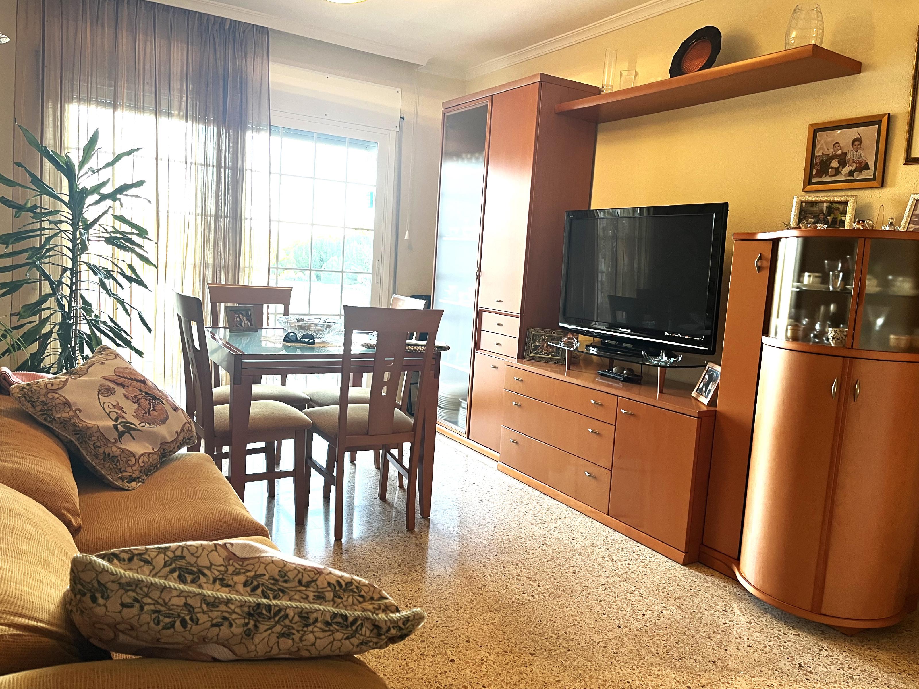 Imagen 1 Piso en venta en Esparreguera / Zona  inst. Cairat