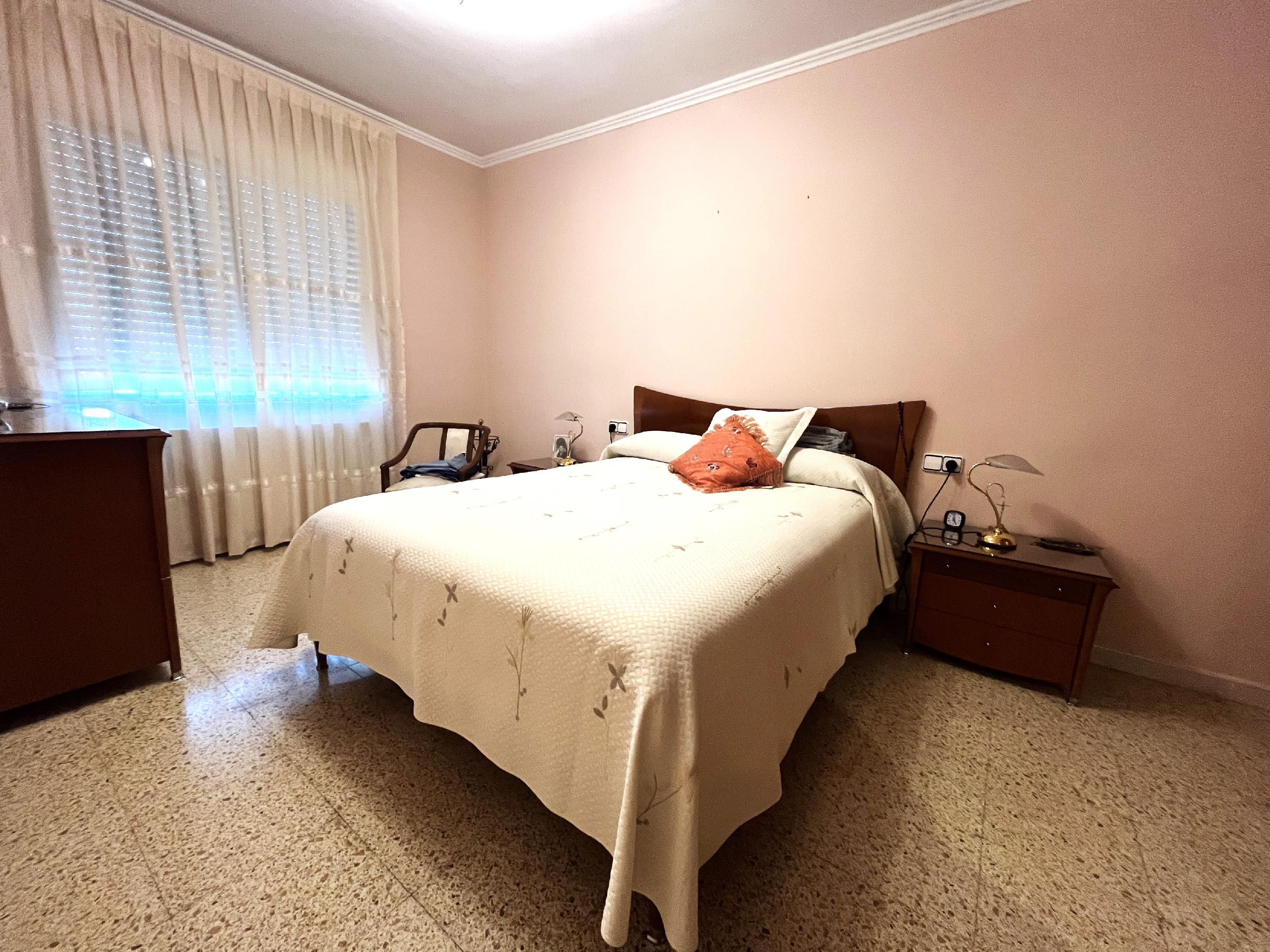 Imagen 10 Piso en venta en Esparreguera / Zona  inst. Cairat