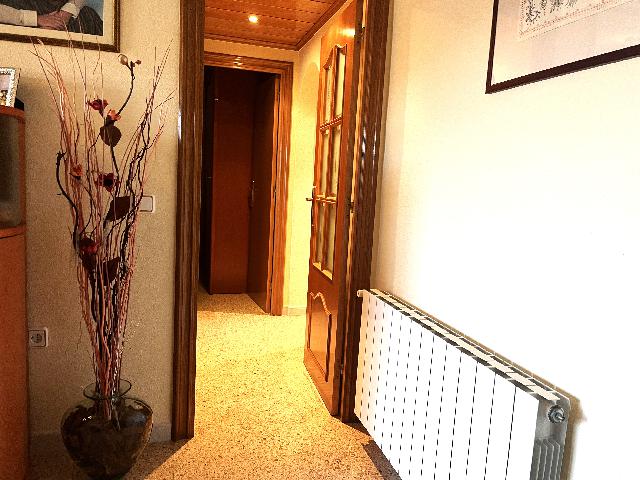 Imagen 7 Inmueble 300125 - Piso en venta en Esparreguera / Zona  inst. Cairat