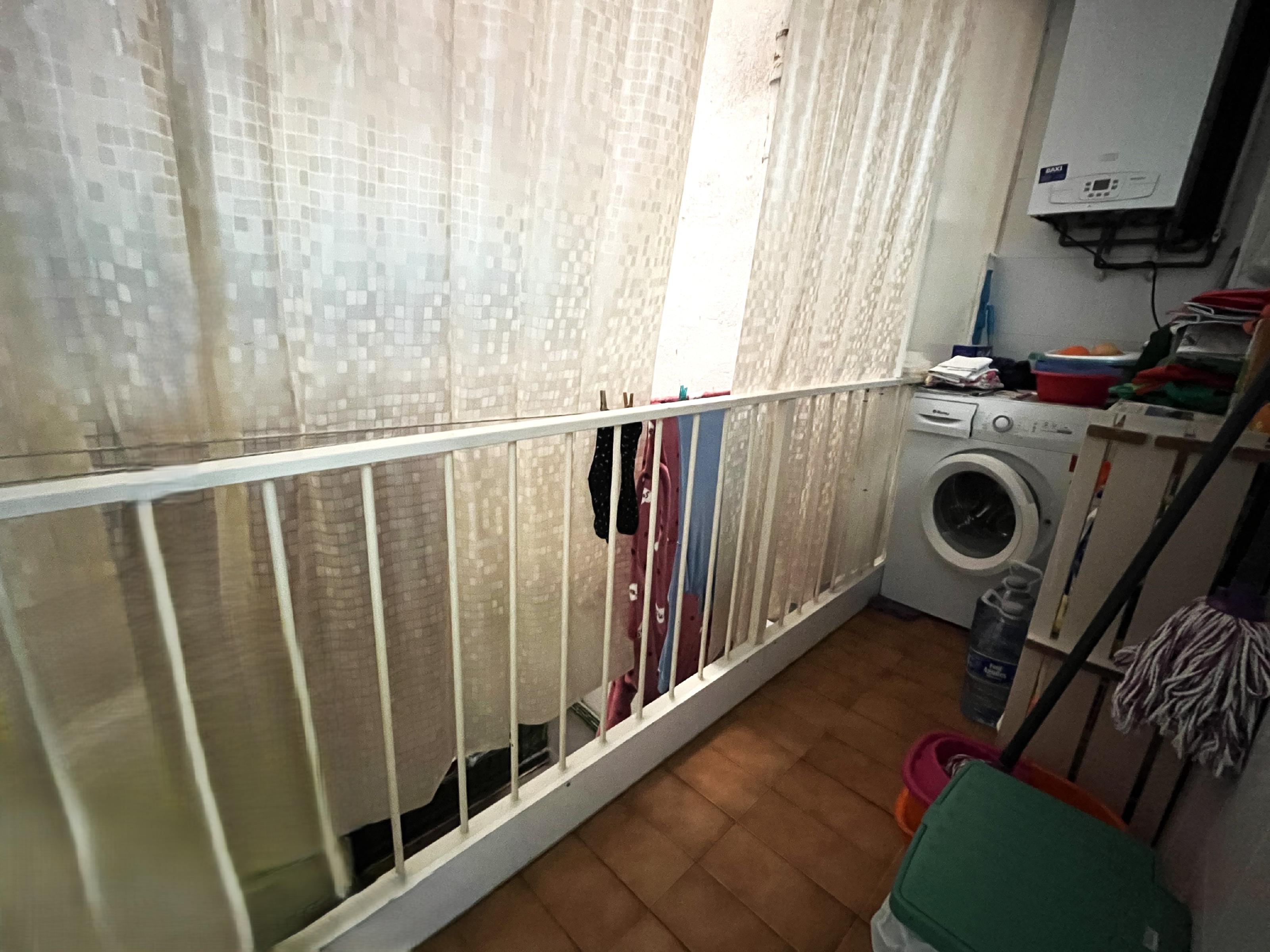 Imagen 20 Piso en venta en Esparreguera / Zona  inst. Cairat