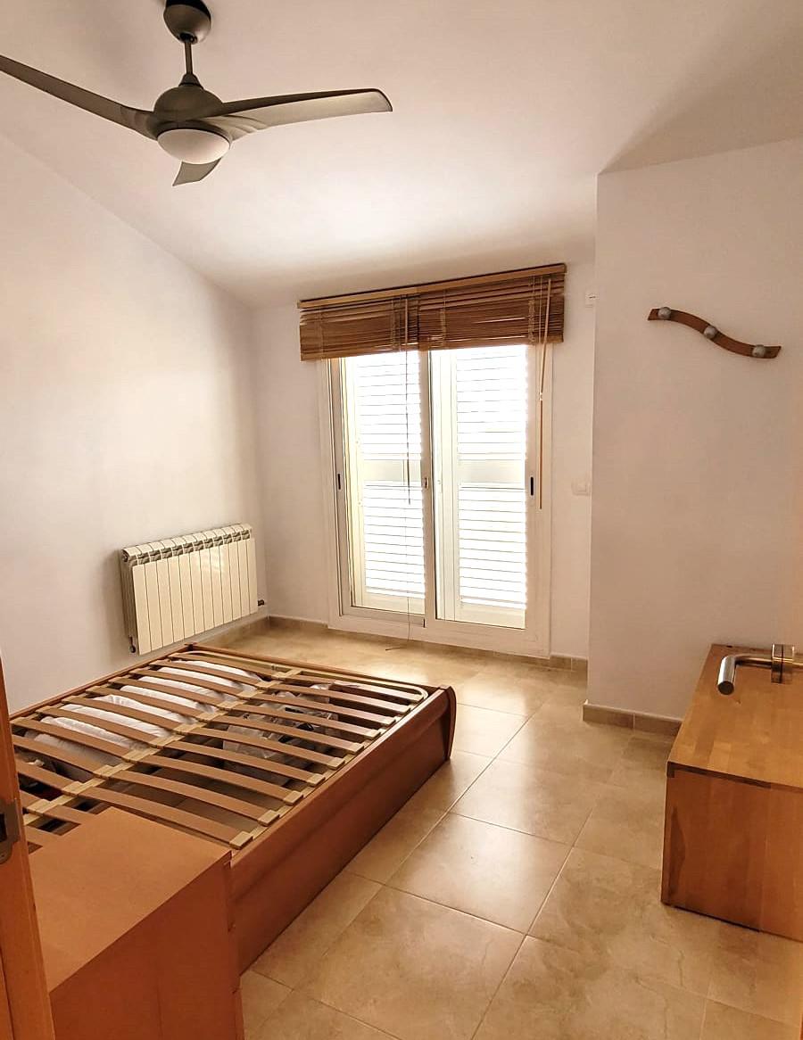 Imagen 13 Dúplex en venta en Olesa De Montserrat / Cerca del supermercado Caprabo