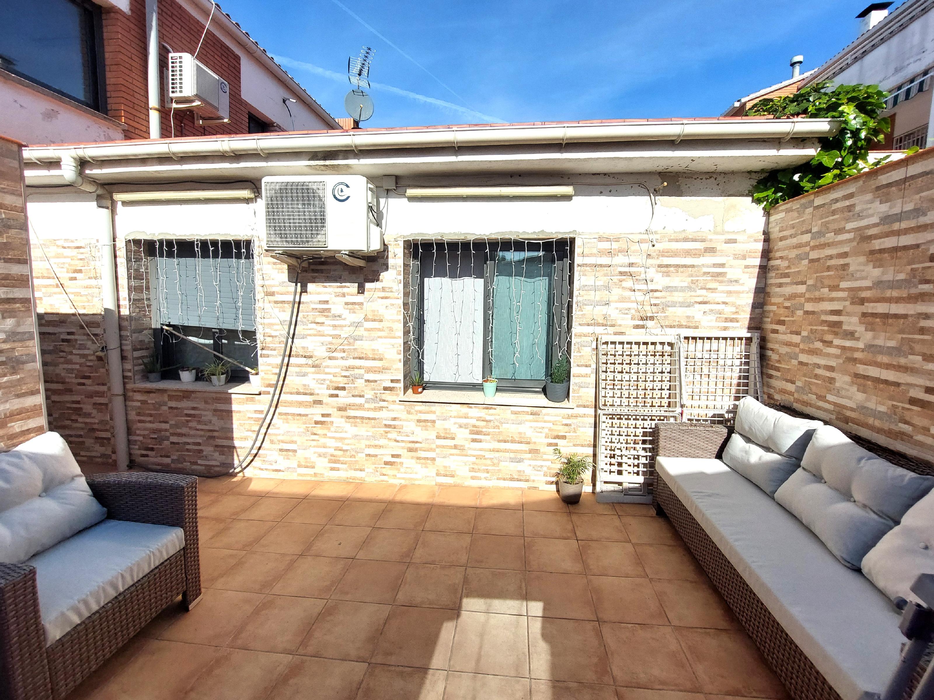 Imagen 1 Casa en venta en Esparreguera / La Plana esparreguera