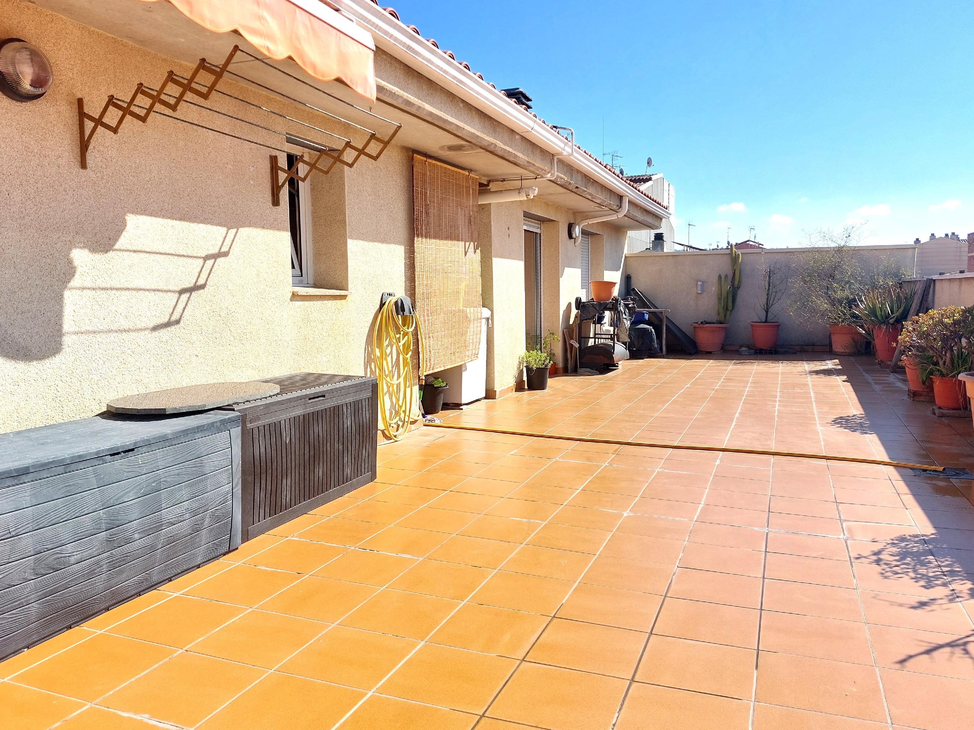 Imagen 5 Piso en venta en Olesa De Montserrat / Zona de l´Eixample