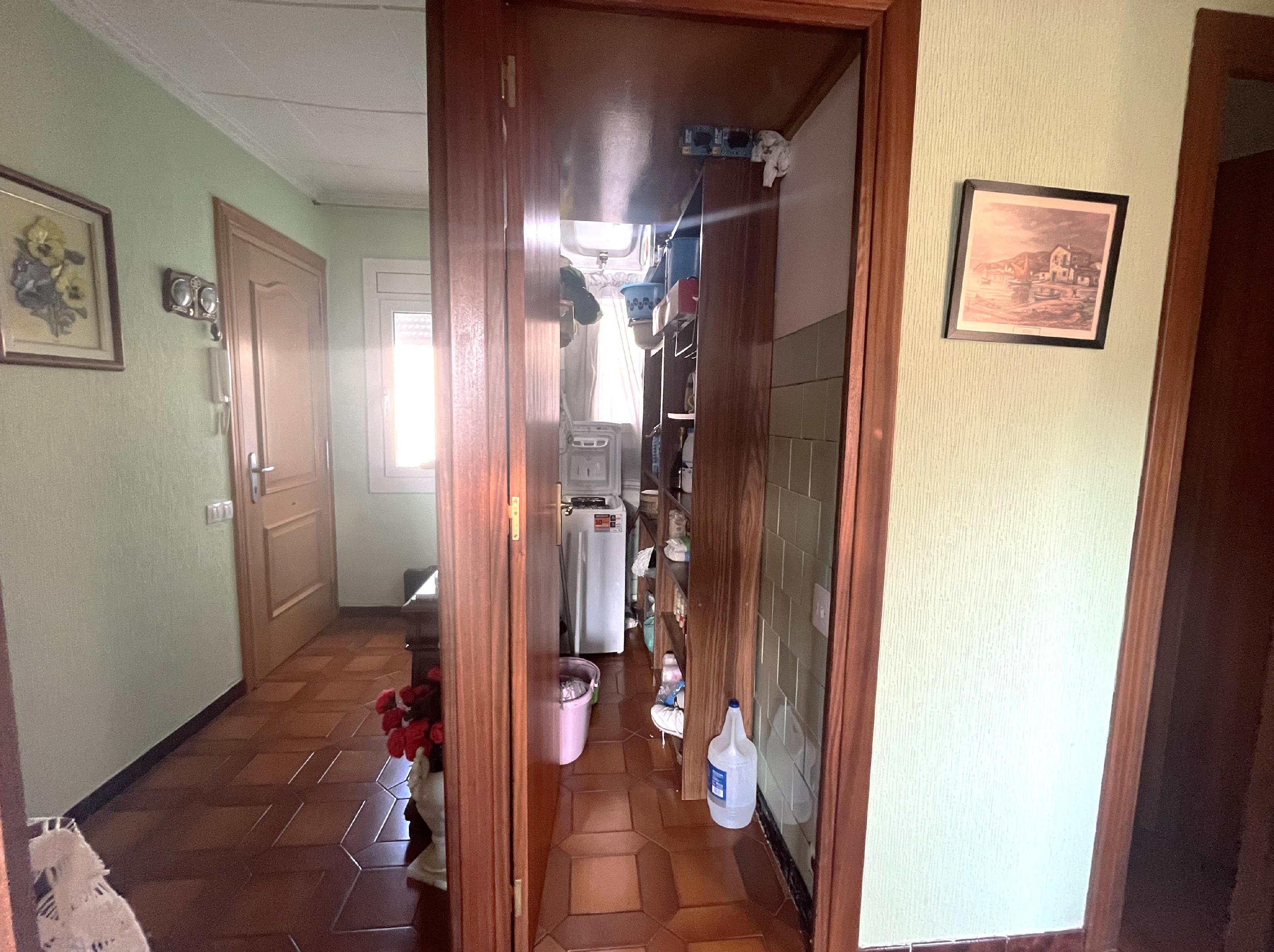 Imagen 18 Casa Pareada en venta en Sant Vicenç De Castellet / Zona deportiva, junto oficina de Correos