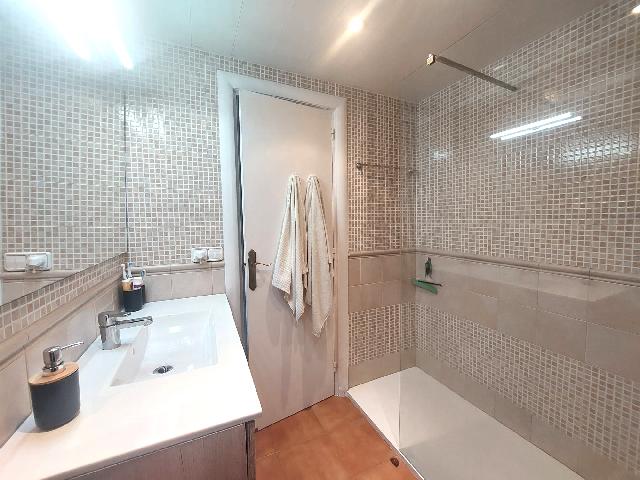 Imagen 8 Inmueble 301523 - Piso en venta en Sant Andreu De La Barca / Cerca del cuap La Solana.