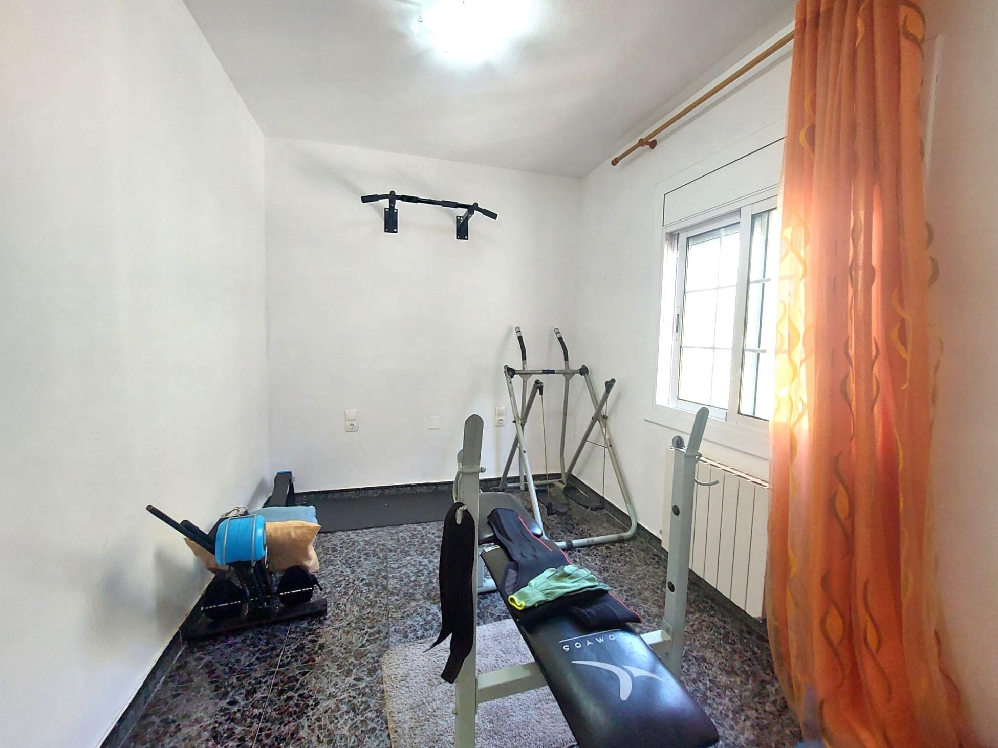 Imagen 18 Casa en venta en Olesa De Montserrat / Cerca del supermercado Dia. 