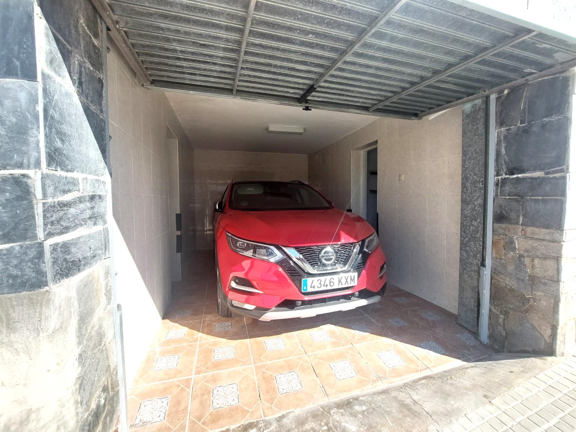 Imagen 21 Casa en venta en Olesa De Montserrat / Cerca del supermercado Dia. 