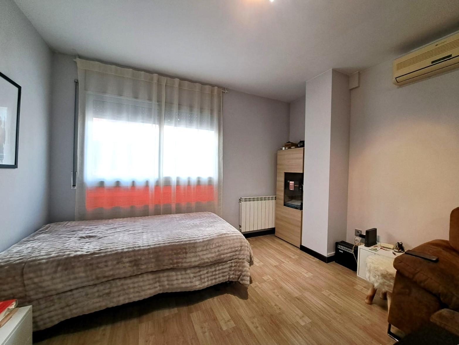 Imagen 7 Piso en venta en Olesa De Montserrat / Zona de l´Ajuntament