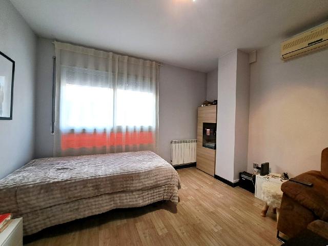 Imagen 7 Inmueble 302453 - Piso en venta en Olesa De Montserrat / Zona de l´Ajuntament