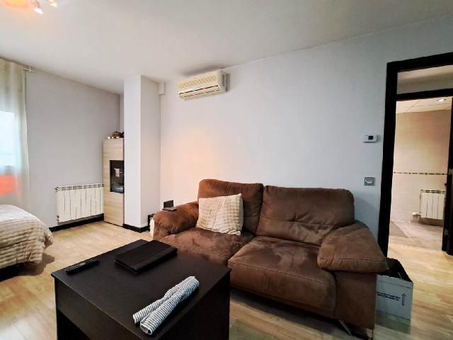 Imagen 8 Inmueble 302453 - Piso en venta en Olesa De Montserrat / Zona de l´Ajuntament