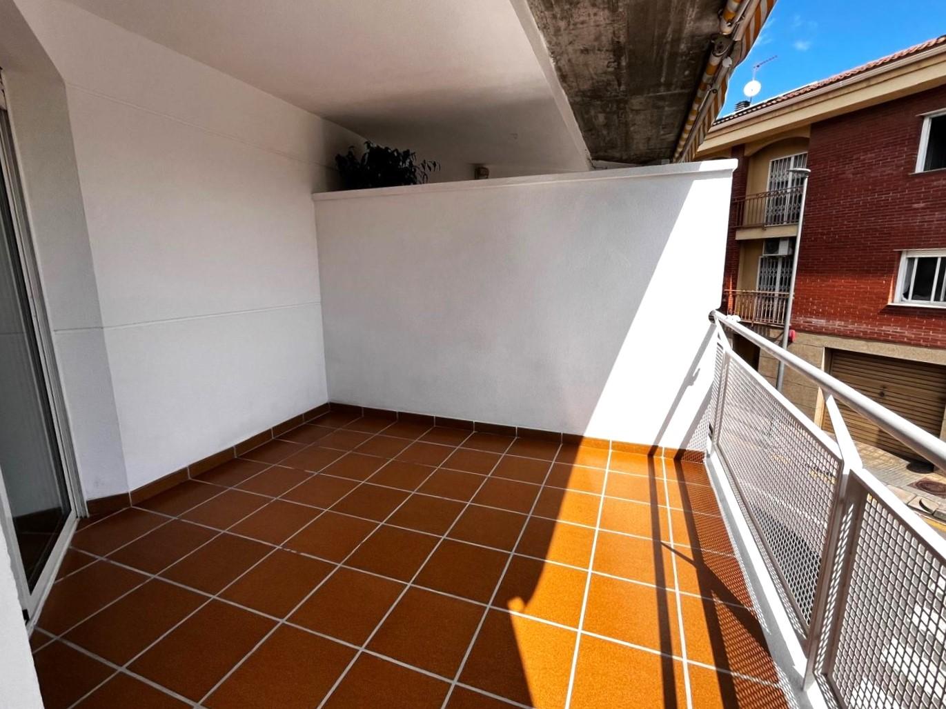 Imagen 2 Piso en venta en Olesa De Montserrat / Zona campo de fútbol