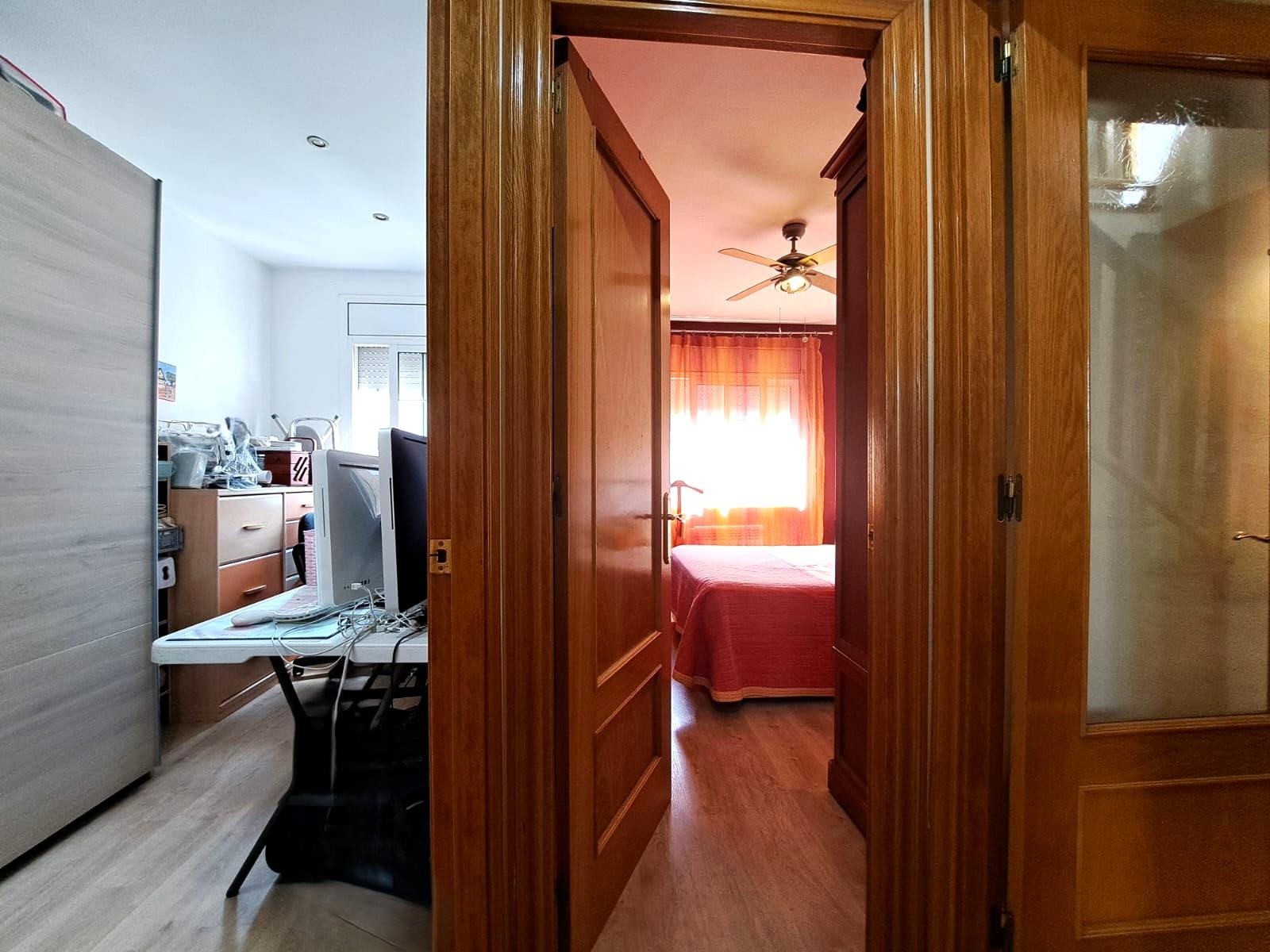 Imagen 17 Dúplex en venta en Olesa De Montserrat / Junto escuela Josep Ferrà i Esteva
