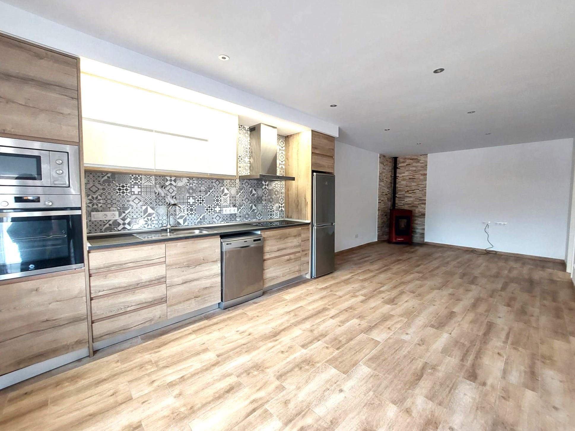 Imagen 1 Casa Aislada en venta en Abrera / Urb. Can Villalba Abrera.