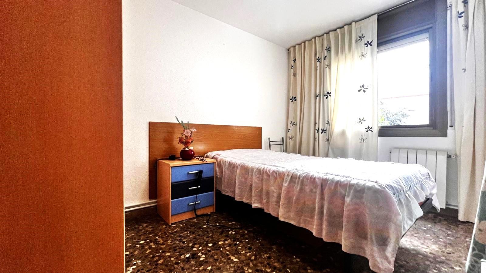 Imagen 26 Piso en venta en Abrera /  Zona cerca Mercadona 