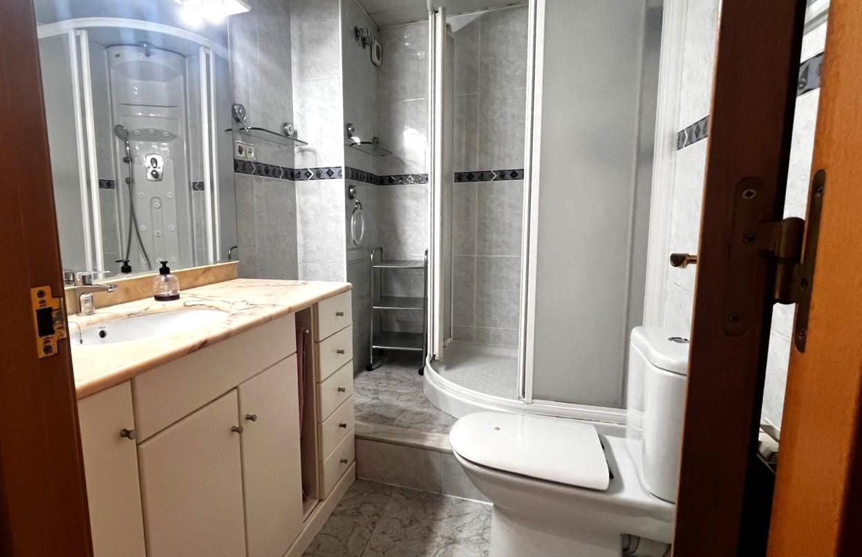 Imagen 22 Piso en venta en Abrera /  Zona cera Mercadona 