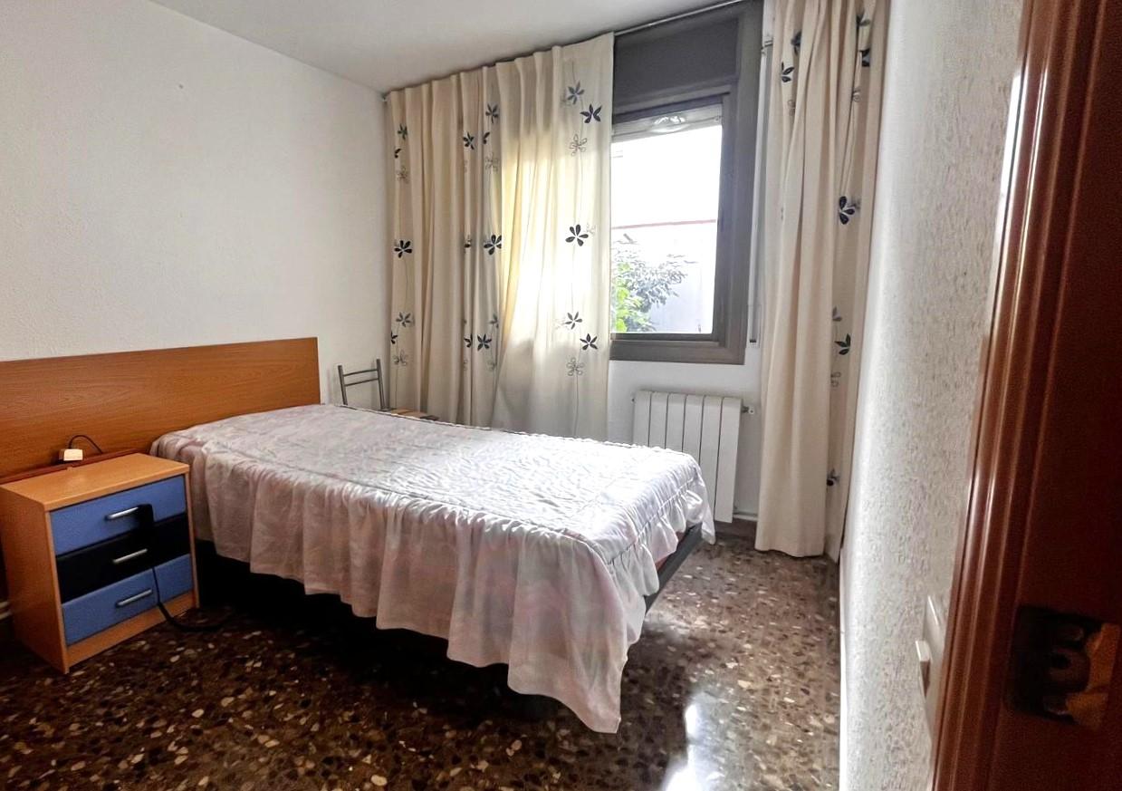 Imagen 27 Piso en venta en Abrera /  Zona cerca Mercadona 