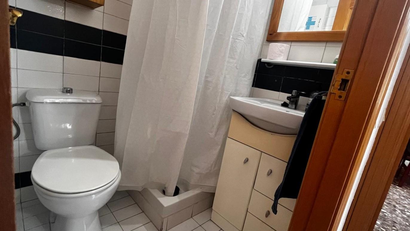 Imagen 25 Piso en venta en Abrera /  Zona cerca Mercadona 