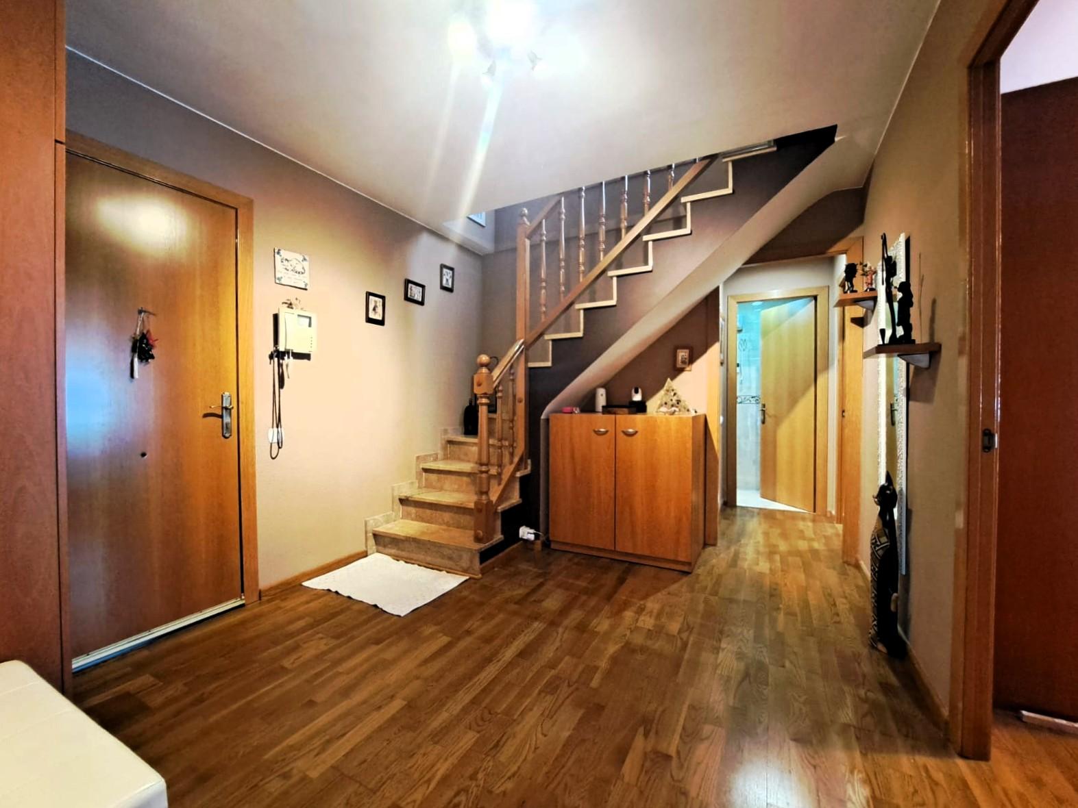 Imagen 24 Dúplex en venta en Olesa De Montserrat / Zona els Closos