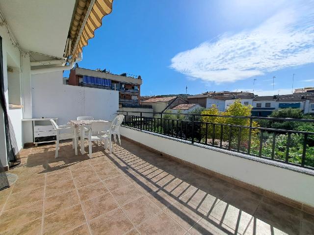 Imagen 1 Inmueble 303670 - Piso en venta en Olesa De Montserrat / Junto al Mercadona
