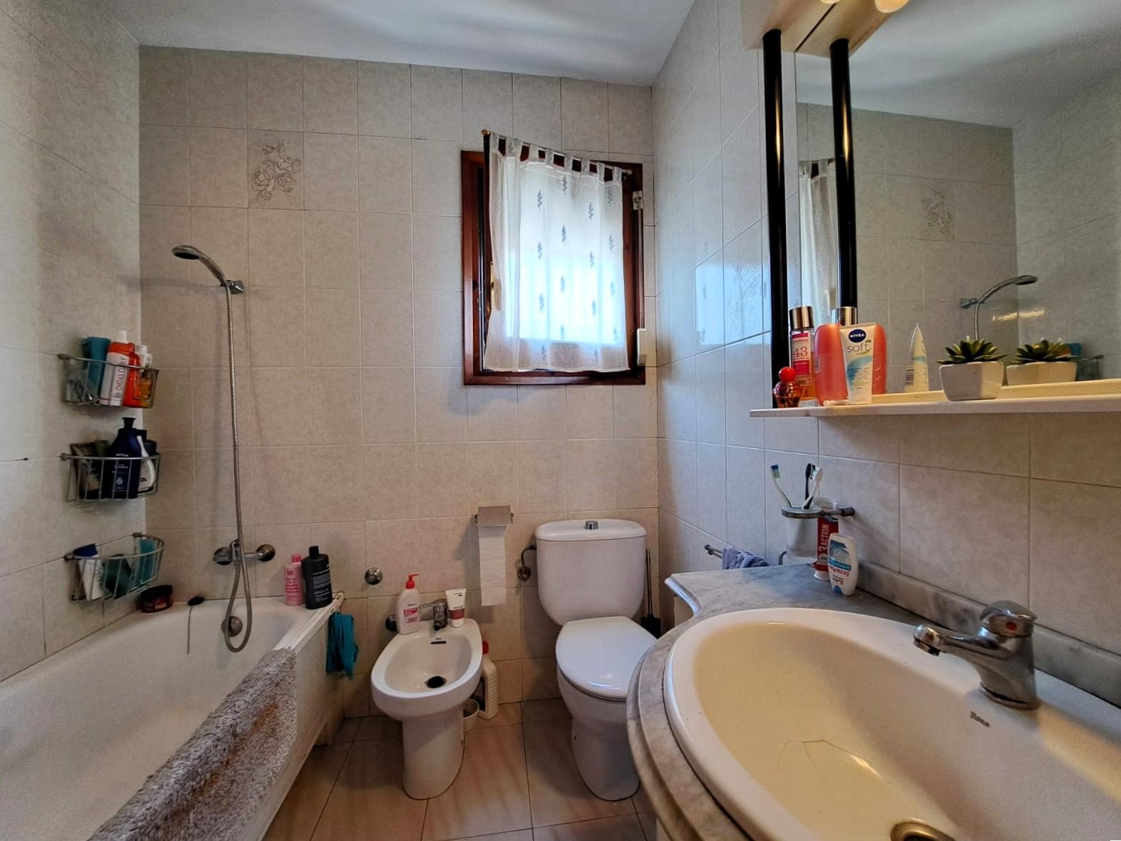 Imagen 29 Piso en venta en Olesa De Montserrat / Junto al Mercadona