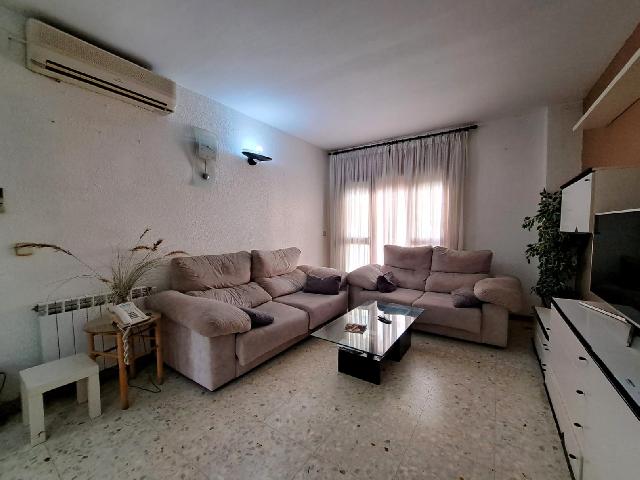 Imagen 12 Inmueble 303670 - Piso en venta en Olesa De Montserrat / Junto al Mercadona