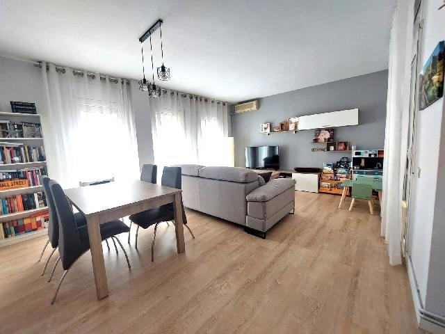 Imagen 1 Inmueble 303801 - Piso en venta en Olesa De Montserrat / Al costat del Moli d´Oli.