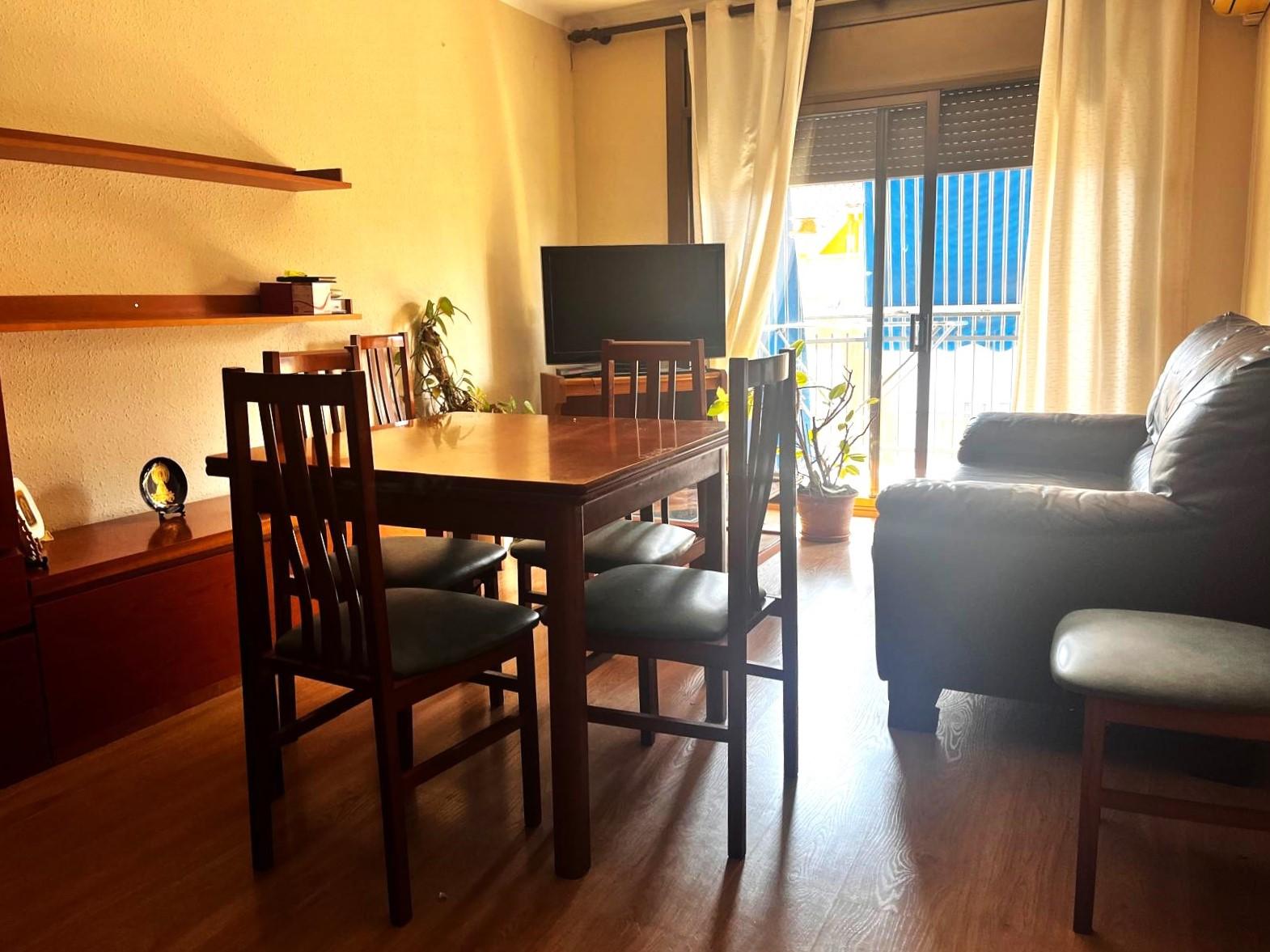Imagen 4 Piso en venta en Olesa De Montserrat / Zona de Poble Sec