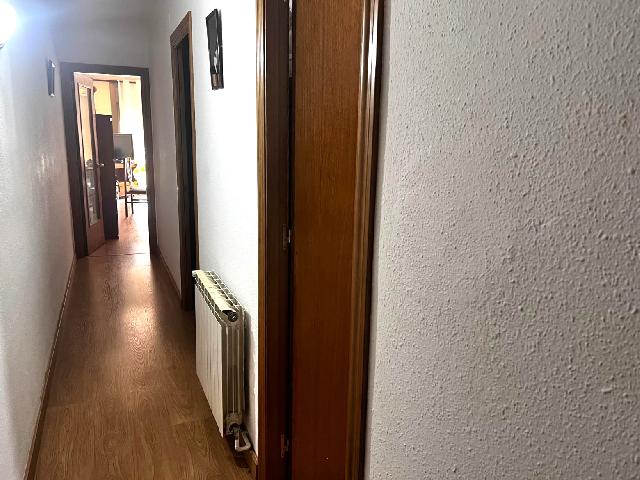 Imagen 25 Inmueble 305097 - Piso en venta en Olesa De Montserrat / Zona de Poble Sec