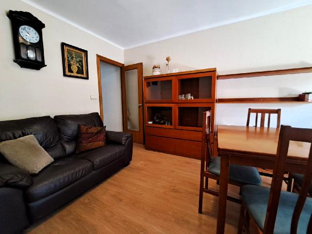 Imagen 7 Inmueble 305097 - Piso en venta en Olesa De Montserrat / Zona de Poble Sec