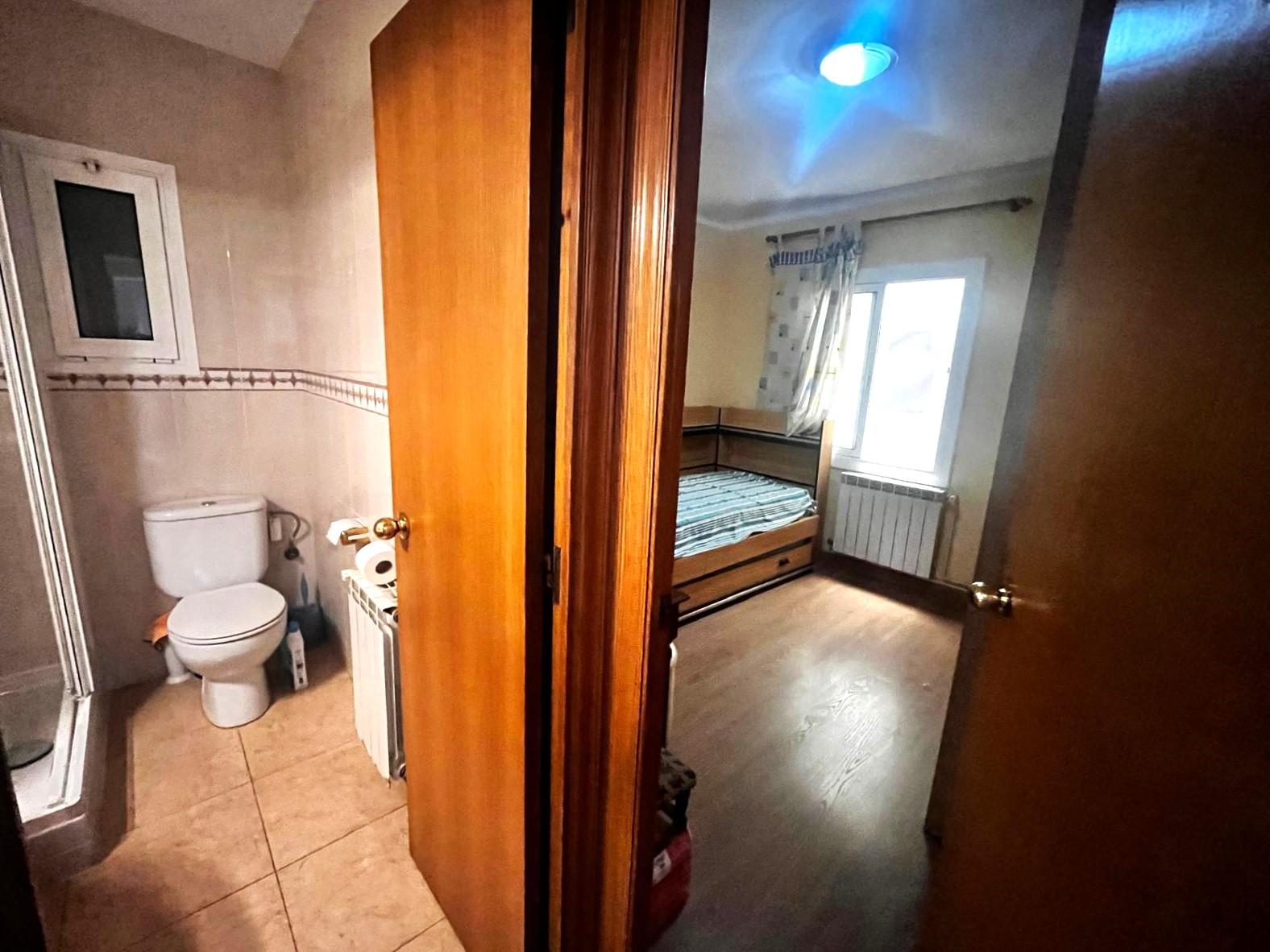Imagen 14 Piso en venta en Olesa De Montserrat / Zona de Poble Sec